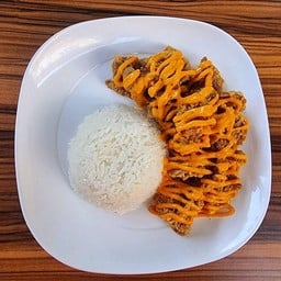 ข้าวไก่ทอดชีสพิซซ่า