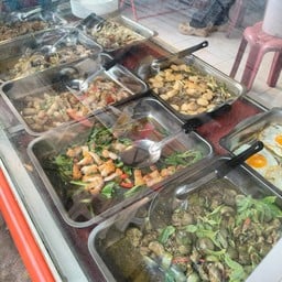 ส.สยาม ข้าวราดแกง หน้าโรงหนังอัมรินทร์