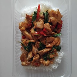 ข้าวกะเพราไก่