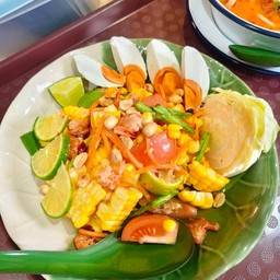 ตำไทยข้าวโพดไข่เค็ม