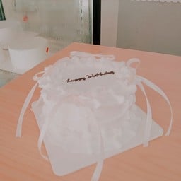 โบว์ครีม