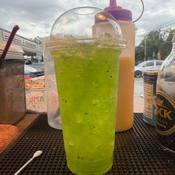 กีวี่โซดา