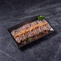 ยำเนื้อย่าง