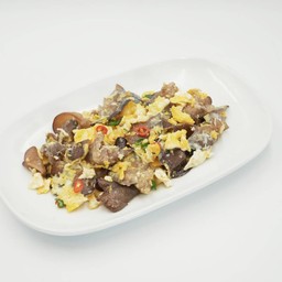 เห็ดหูหนูผัดไข่พริกขี้หนูสด