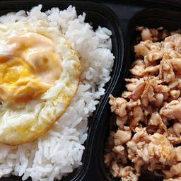 ข้าวไก่สับกระเทียม