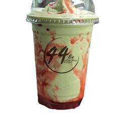 มัทฉะแฟรปเป้+ซอสสตอเบอร์รี่🍓