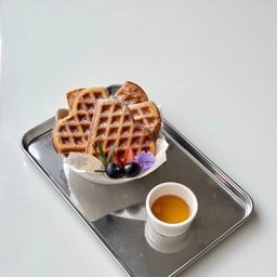 TB Crispy Waffle with Ice-Cream