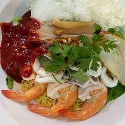 ก๋วยเตี๋ยวทะเลเย็นตาโฟต้มยำ