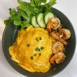 ข้าวกุ้งกระเทียมไข่ข้น