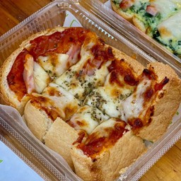 ปังหมูหยอง พริกเผาชีส (ชุด 1 แผ่น)