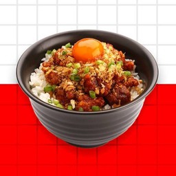 ข้าวไก่ทอดกระเทียมกรอบ + ไข่ดองซีอิ๊ว