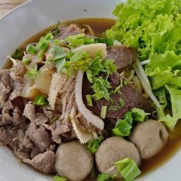 ก๋วยเตี๊ยวเนื้อ