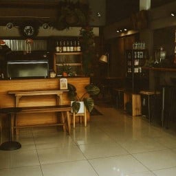 NA-MO COFFEE &BAKERY'S -