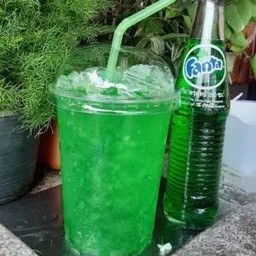 น้ำเขียวแฟนต้า