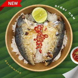 ข้าวหน้าปลาทูแกะ พร้อมมะนาวน้ำปลาทรงเครื่อง