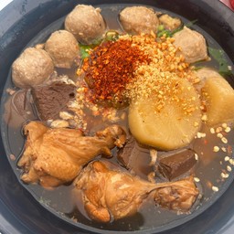 ก๋วยเตี๋ยวลูกชิ้น