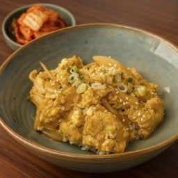 โอยาโกะด้งอกไก่ ข้าวกล้องญี่ปุ่น Oyakodon Chicken Rice Bowl