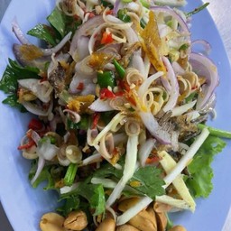 ยำปลากรอบ