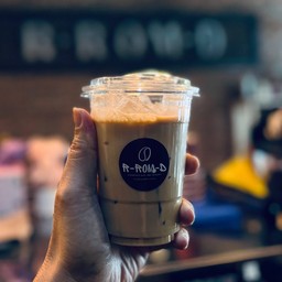 พรีเมี่ยม ชาไทย ไร้สี แต่ไม่ไร้หัวใจ