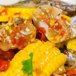 ตำข้าวโพดปลาร้าปูม้า