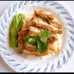 ข้าวมันไก่ทอด