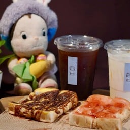 Apostrophe’N Coffee & Bakery