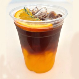 ออเร้นจ์อินแบล็ค