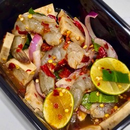 ยำหมูยอกุ้งสด