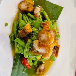 ตำถั่วหมูกรอบไม่ร้า