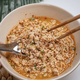 ก๋วยเตี๋ยวต้มยำ หมูสับ