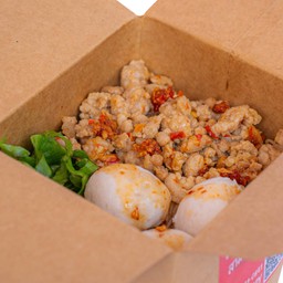 หมี่คลุกหมูสับคั่วพริกเกลือ