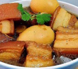 ไข่พะโล้หมูสามชั้นโบราณ