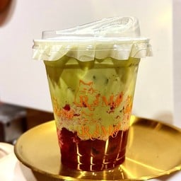 สตรอว์เบอร์รี่มัทฉะ