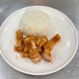 หมูกรอบเขย่าลาบ(ราดข้าว)