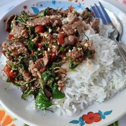 กะเพราเนื้อ