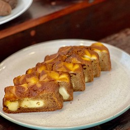 เค้กกล้วยหอมครีมชีสแท้