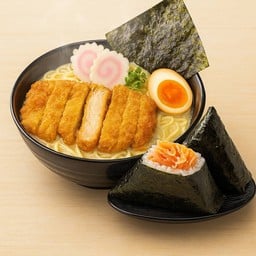 ทงคัตสึราเมน ไก่ทอด แถม โอนิกิริแซลมอนเบิร์นอูนางิ