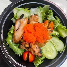 สลัดไก่ย่างถ่าน