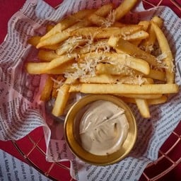 PAMESAN TRUFFLE FRIES