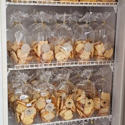 ขนมปังเนยกรอบ