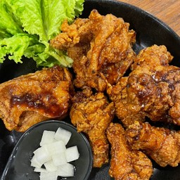 ไก่ทอดเกาหลี ซอสน้ำผึ้งกระเทียม