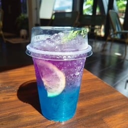 บลูบับเบิ้ลเลม่อนโซดา