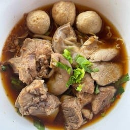 ก๋วยเตี๋ยวหมูรวม