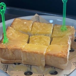 DL ขนมปังเนยนม *กลับบ้าน