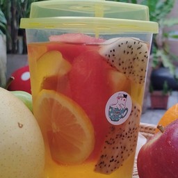 ชาหอมหมื่นลี้ผลไม้สด