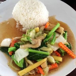 ข้าวราด ผัดผักรวมมิตร