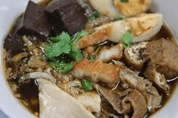 ก๋วยจั๊บน้ำข้นพืเศษ