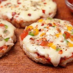 MINI CORN CHEESE PIZZA 4PC พิซซ่าหน้าข้าวโพดชีสมินิ 4 ชิ้น