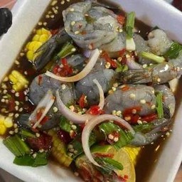 ยำกุ้งสด