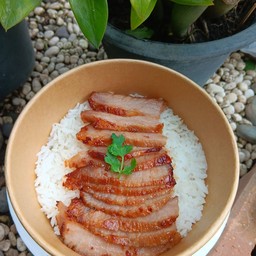 คอหมูย่างน้ำจิ้มแจ่ว